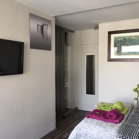 1 Chambre, 1 P'tit Dej', 1 Sourire *